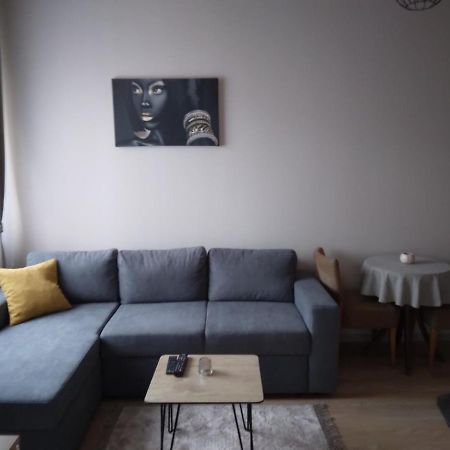 Gray Apartament 2 Pristina Exterior photo